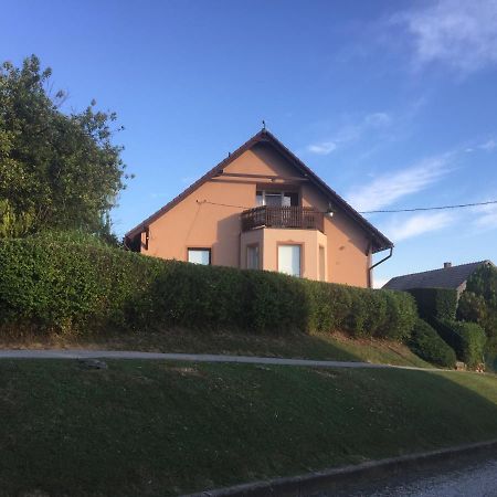 Baranya Apartman Áta Exterior foto
