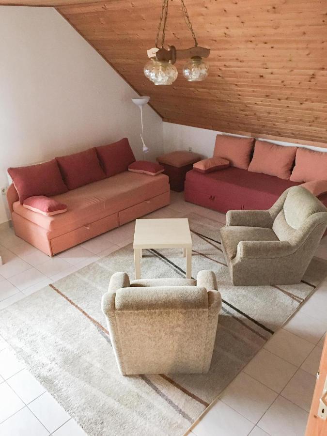 Baranya Apartman Áta Exterior foto