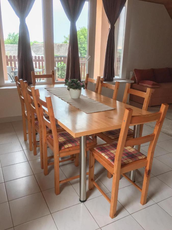 Baranya Apartman Áta Exterior foto